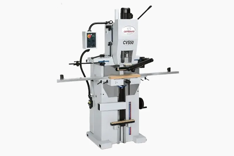 Mortaiseuse à chaîne Centauro CVS50, machine de menuiserie pour l’usinage précis des mortaises sur bois massif.