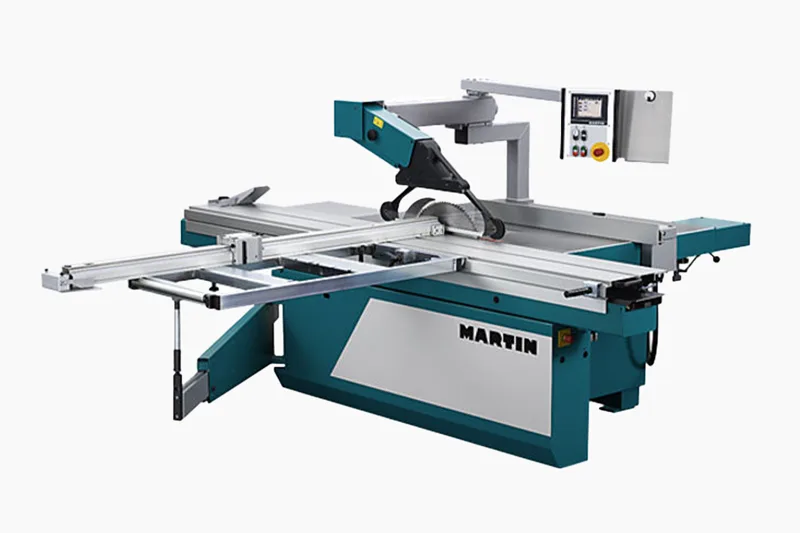 Scie à format Martin, machine de précision pour la découpe de panneaux bois et stratifiés en menuiserie et ébénisterie.